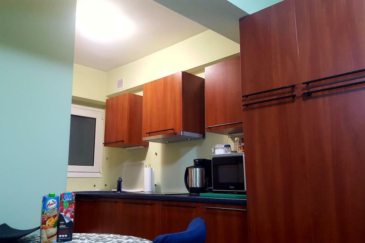 Quiet Apartment In Plaka 雅典 外观 照片